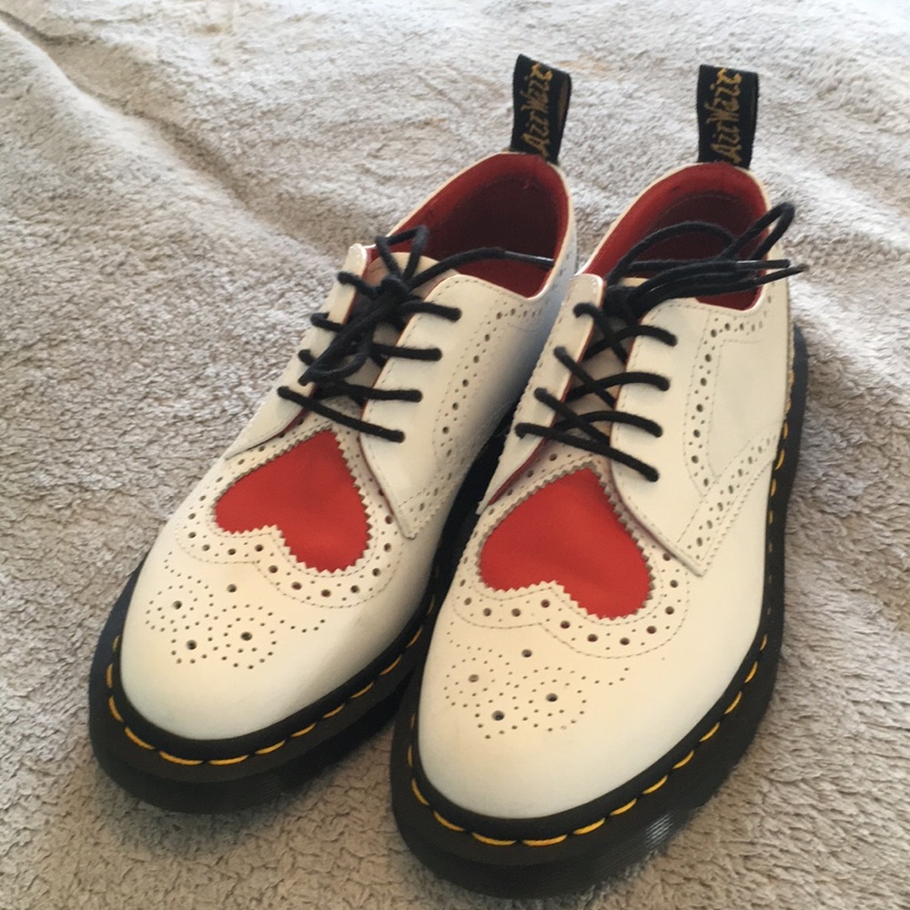 Joyce heart Dr Martens!❤️💜